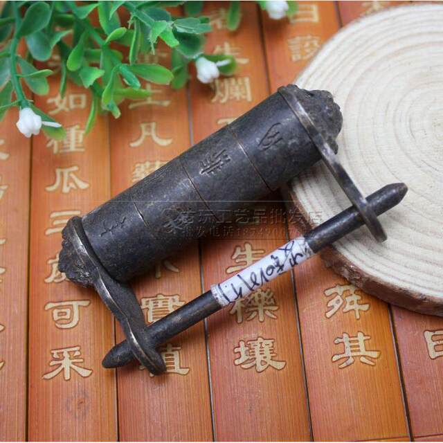 Antiques and miscellaneous copper crafts Retro copper lock craft lock four-wheel password lock door lock decoration
