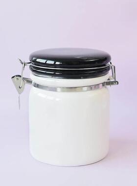 创意陶瓷密封罐子带扣大号带盖储物罐圆茶叶罐食品五谷杂粮收纳罐
