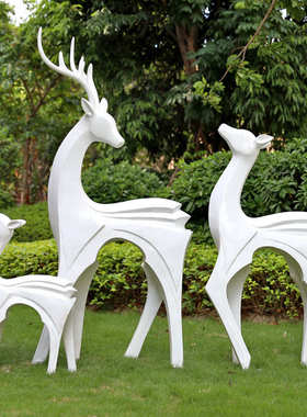 大型玻璃钢鹿雕塑抽象动物摆件户外园林景区售楼处公园景观装饰品