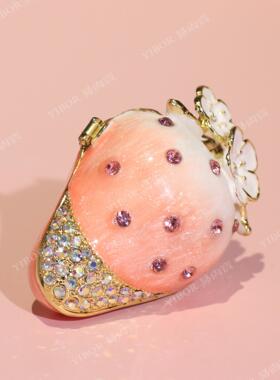 易尚宝珐琅彩首饰盒草莓小摆件镶钻粉色可爱甜美水果手工艺品