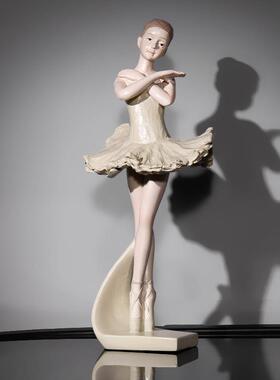 北欧创意芭蕾女孩摆件ins风舞者样板房间公主房软装饰品家居摆设