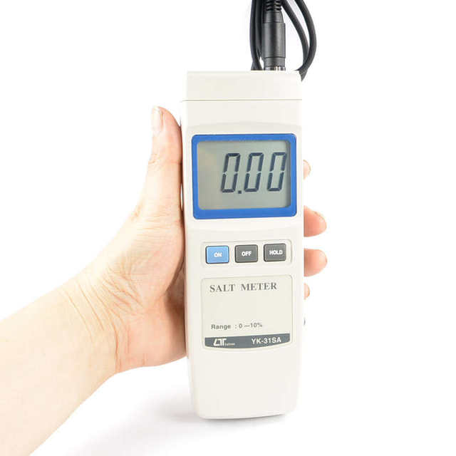 Imported Taiwan Industrial YK-31SA Handheld Portable Water Quality Digital Salt Meter High Accuracy Salt Meter Inspection