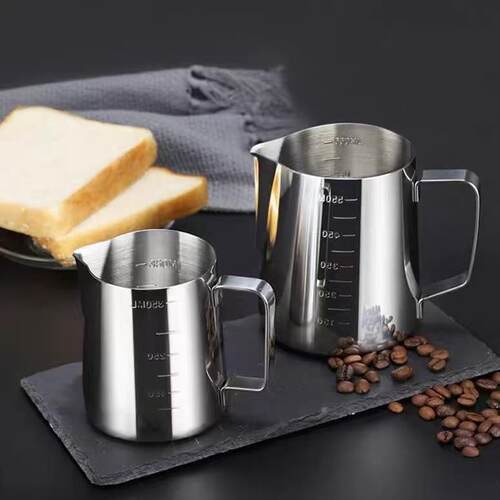 316不锈钢咖啡拉花杯量杯304拉花神器刻度尖嘴打奶泡拉花缸猪油缸 - 图0