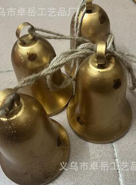 2024新品复古手工牛铃铛圣诞树花园壁挂装饰节日氛围感金属铃铛