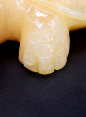 天然黄玉一体雕刻乌龟 长寿龟摆件 玉石加工摆件家居摆设