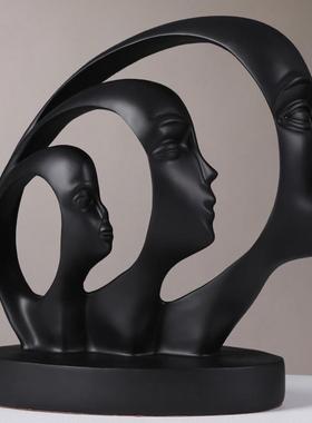 北欧现代黑白色调抽象摆件面具女孩成长记录书房展示柜装饰工艺品