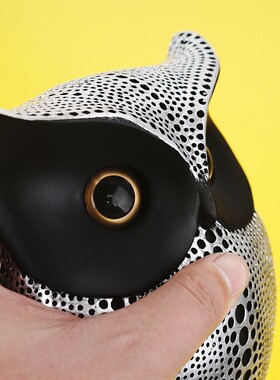 北欧现代简约猫头鹰摆件软装饰品树脂工艺品卧室客厅艺术动物摆设