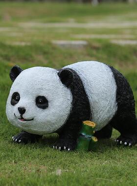 户外彷真动物卡通熊猫树脂室外创意公园草坪庭院景观装饰精致摆件