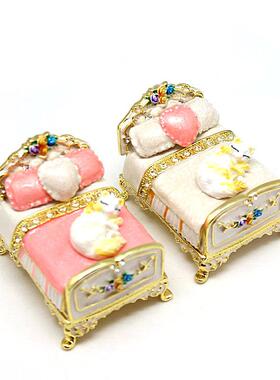 日韩流行品少XJY6612女心公主床时尚家居合件猫咪床珠宝盒饰金摆