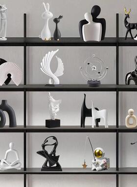 现代简约风艺术抽象人物摆件创意小众客厅展示柜电视柜桌面装饰品