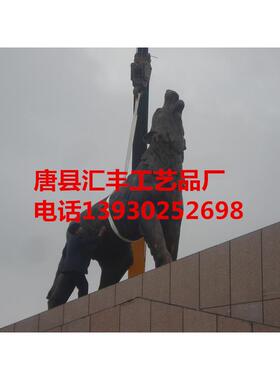 铜狼 工艺品摆件镂空狼雕塑 铸铜狼动物铜雕厂家