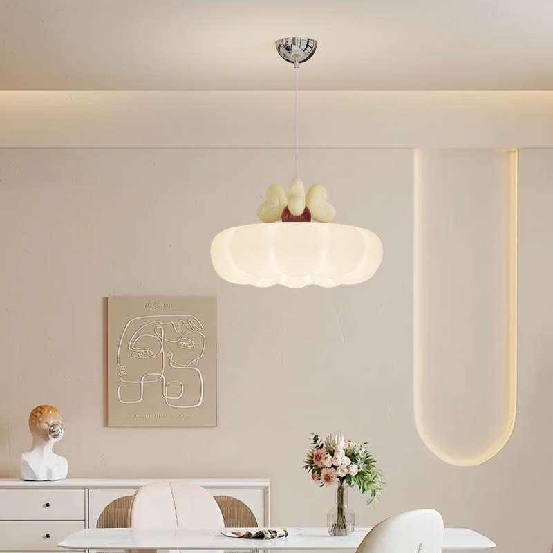 创意风奶油卧主主儿2025卧室吸顶灯爱心房法式吊灯童新款护眼灯具 - 图1