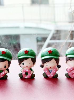 高档居意家装饰品爱情侣卧室内房创间小红军树脂娃娃可摆件大号存