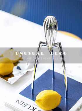 现代简约北欧客厅餐桌章鱼榨汁器陶瓷花器水滴烛台组合饰品摆件