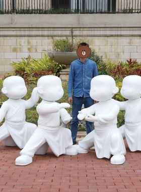 通人物雕塑玻璃钢抽象功夫人摆件86126外卡园林景小观公园户广场