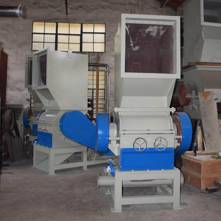 Waste plastic crusher, plastic packaging box crusher, film woven bag crusher, plastic crusher