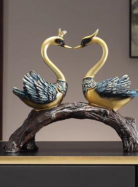 跨境情侣天鹅摆件家居新中式客厅酒柜电视柜现代装饰品办公室