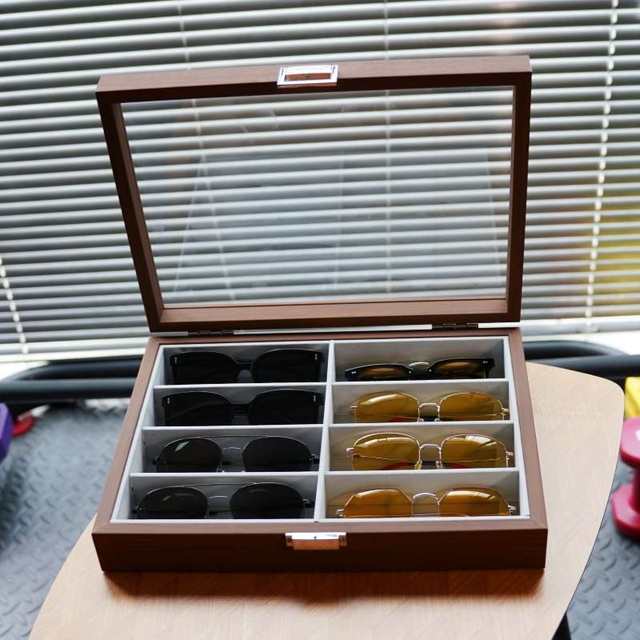 Glasses storage box Sunglasses sunglasses multi-grid display rack high-end wood grain dustproof portable eye display rack