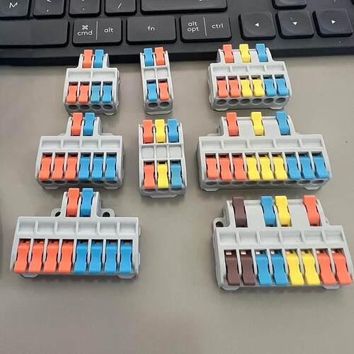 迷你快速连接器快速接线 线端子LC-482二进八出筒灯射灯延长线 线 - 图1