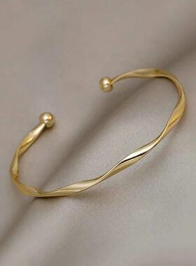 Fashion Opening Bangle Gold Color Glossy Twisted Thin Bangle
