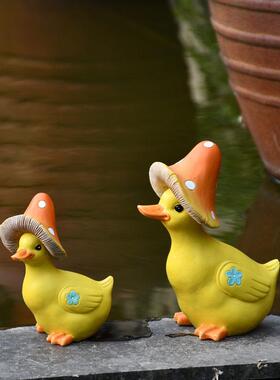 卡通新款小鸭子摆件家居饰品花园庭院客厅电视柜玄关装饰工艺礼品