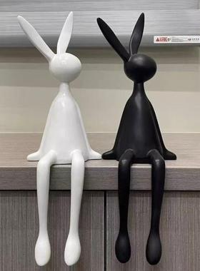 轻奢高档坐姿兔子摆件客厅电视柜酒柜玄关桌面背景墙家居创意装饰