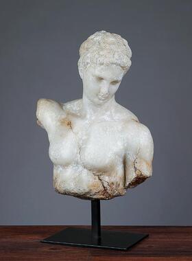 北欧复古人物轻奢树脂雕塑摆件家居客厅卧室样板房装修设计大摆件