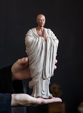 禅意紫砂小和尚摆件中式家居许愿小沙弥茶室桌面博古架陶瓷工艺品