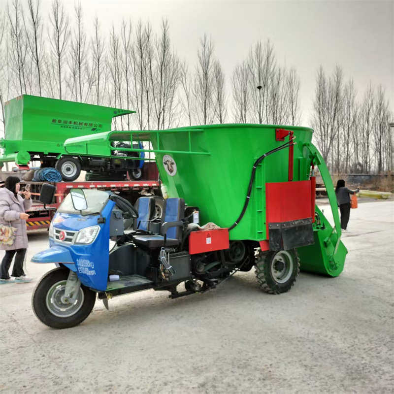 电动3方撒料车小型双向出料饲料车牛羊免维护三轮投喂车省时省力,淘宝优惠券,粉丝福利购,淘宝优惠卷