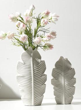 马年摆件客厅高端精致摆件创意侘寂白色陶瓷花瓶客厅插花现代简约