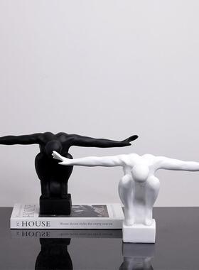 现代运动人物摆件客厅电视柜装饰创意样板房软装摆设吧台桌面摆件