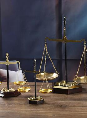 复古怀旧老式手工铁艺天平律师公正公平秤店铺橱窗玄关装饰品摆件