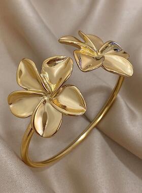 Greatera Stainless Steel Double Flower Cuff Bracelet Bangle