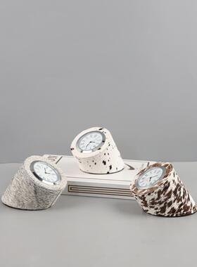 现代简约高端马属毛金软时钟台桌面摆件客钟厅卧室1882玄关装家居