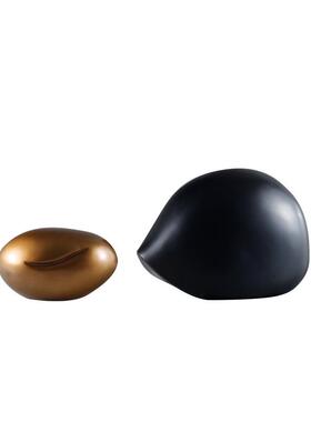 现代极简创意树脂工艺摆件家居民宿样板房复古黑色软装饰品摆设