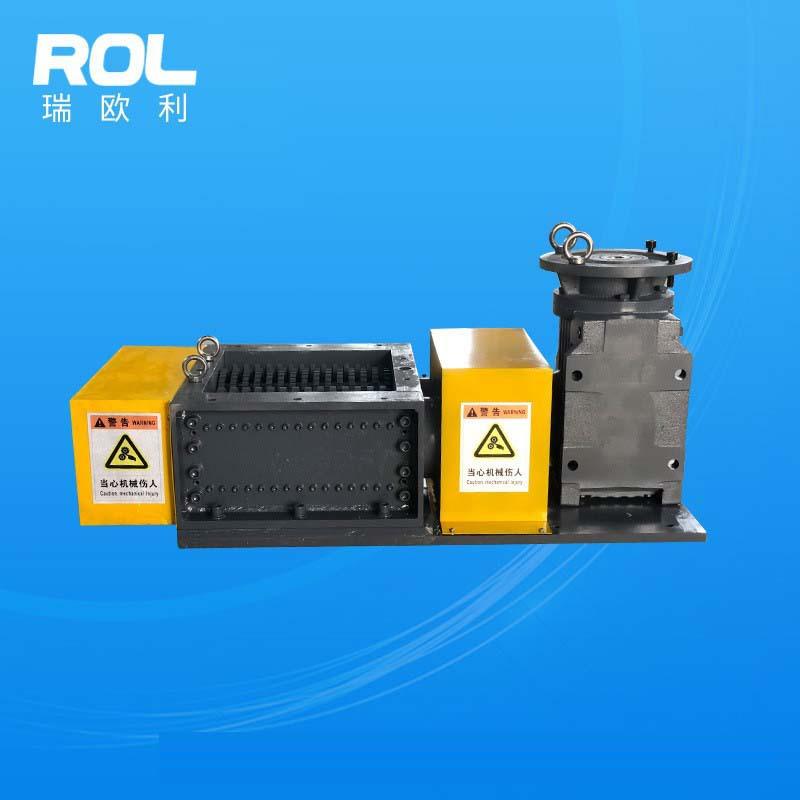 Double-axis small plastic wood shredder cloth old clothes shredder waste lithium battery metal shredding chassis