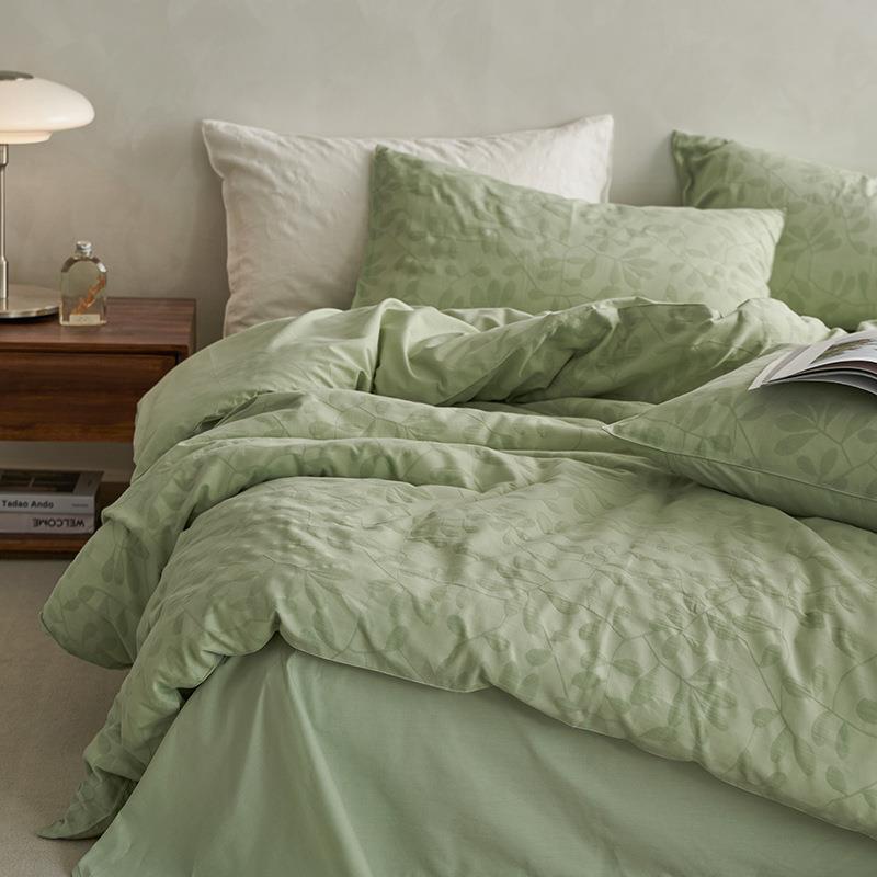 60-count three-layer yarn pure cotton yarn-dyed jacquard four-piece set of cotton sheets and quilt covers Nantong home textile bedding 4