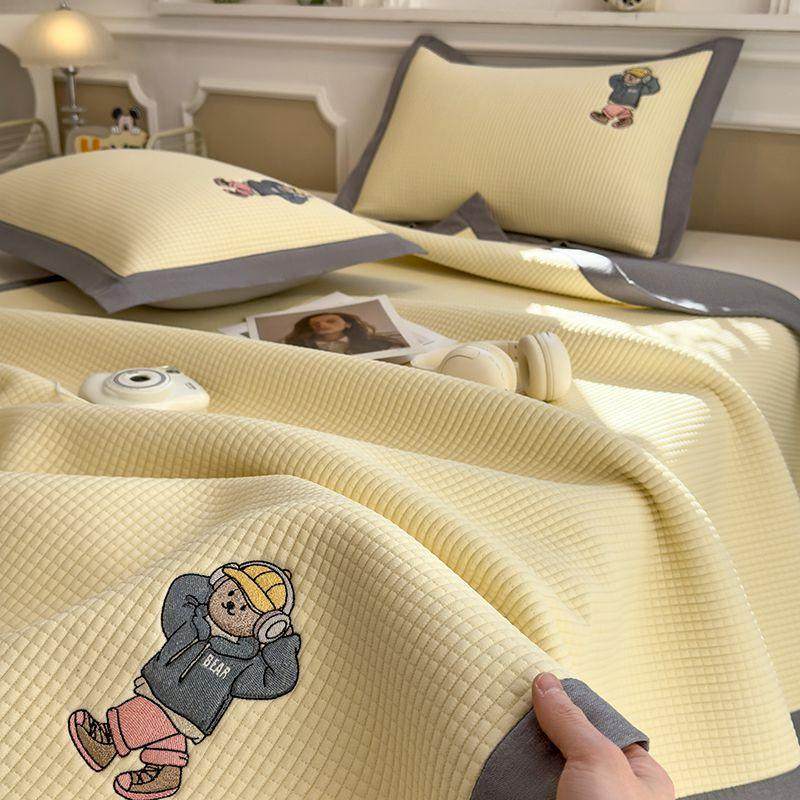 卡通刺绣冰豆豆凉席三件套a类凉感软席可水洗空调席夏季单人席子,淘宝优惠券,粉丝福利购,淘宝优惠卷