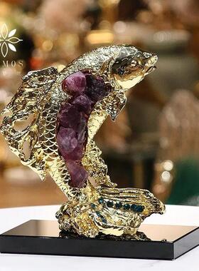 龙年推出鹿牌安全饰品。每年都有鱼和锦鲤装饰品。轻奢简约酒柜及