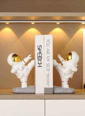 太空人宇航员摆件创意书房书架书靠办公室书档家居轻奢装饰品摆设