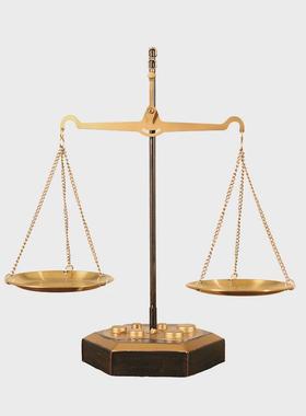 欧式复古怀旧老式手工铁艺天平工艺秤玄关橱窗装饰品创意桌面摆件