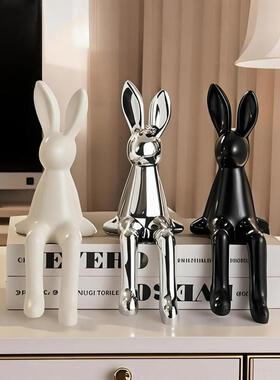 酒柜电视柜台面摆件高级感坐姿兔子客厅餐边玻璃柜轻奢高档装饰品