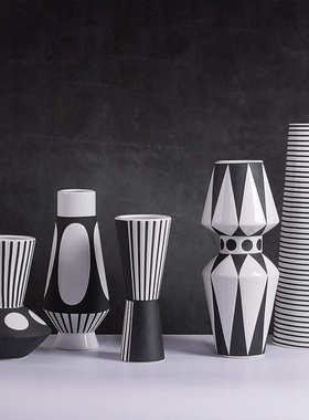 现代北欧极简磨砂凹凸黑白条纹几何陶瓷花瓶摆件家居样板房饰品