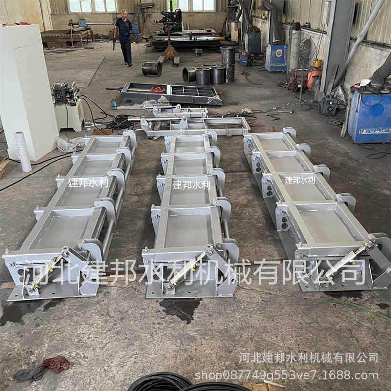 Hydraulic flushing door flap door adjustment tank pipeline dredging intelligent flushing device hydraulic impoundment equipment flushing door