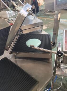 福通直销加热温度和时间可调节加热板可定制产量更大的威化饼机器