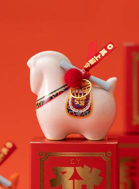 马上发红色陶瓷马存钱罐礼盒马年吉祥物摆件新年礼物公司年会定制