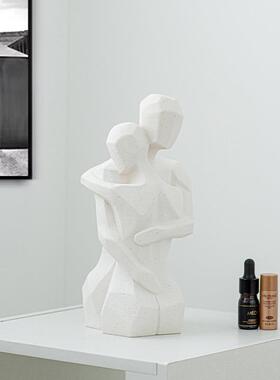 冰箱顶上面的摆件轻奢高档客厅现代简约情侣拥抱摆件婚庆家居陶瓷