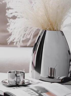 现代极简奢不锈花插器摆URW轻件家居客厅电视钢柜桌面花瓶几何形