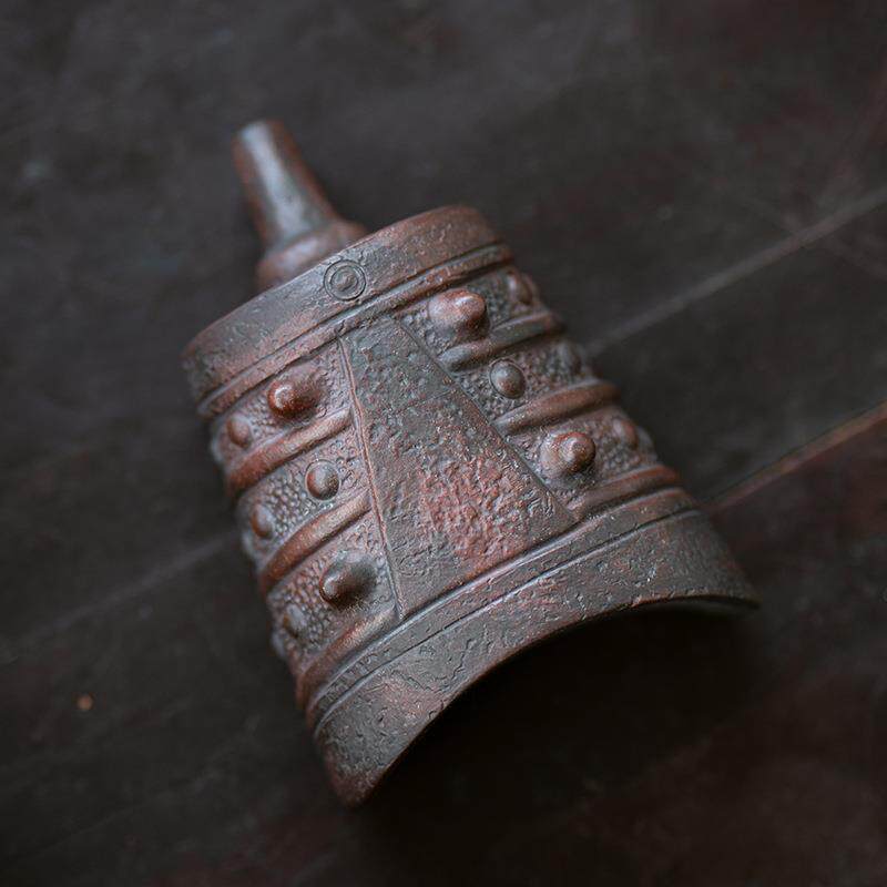 Yixing raw ore purple sand tea dispenser tea cup hand-caught pot tea set accessories imitation bronze chime fair cup