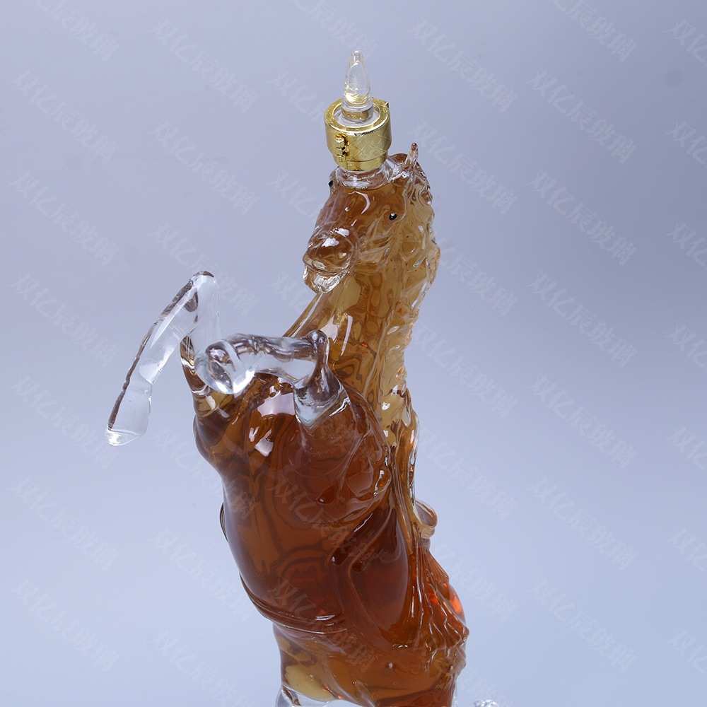 Manufacturer supplies thickened bubble wine bottles, zodiac horse creative wine bottles, craft horse-shaped wine bottles, empty wine bottle glass